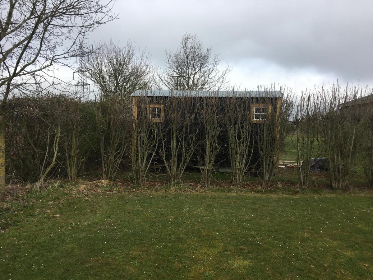 Mr Hares Shepherd Hut Hotel Mellis Exterior photo